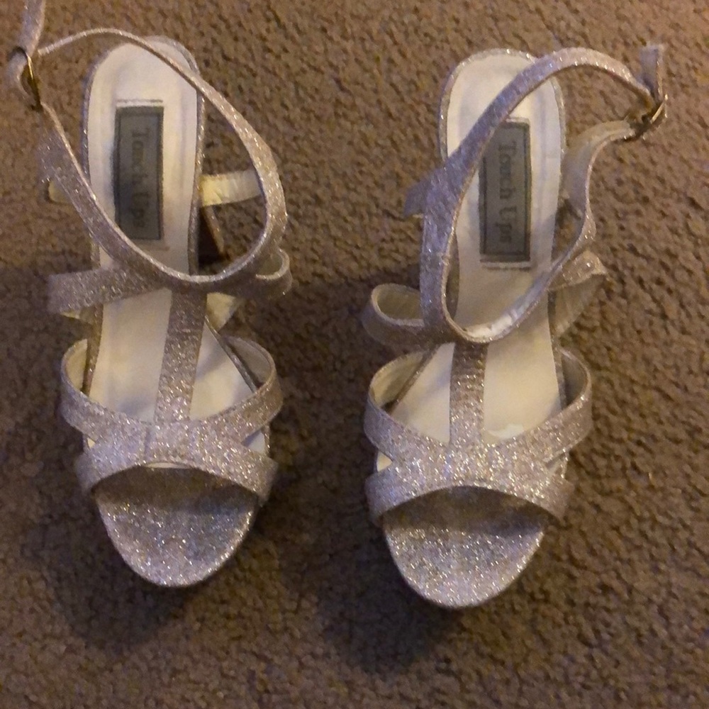 gold sparkly heels